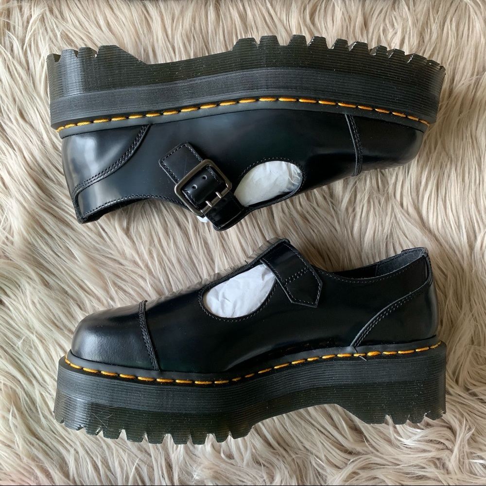 SOLD ON CURTSY - Picture 9 of 14